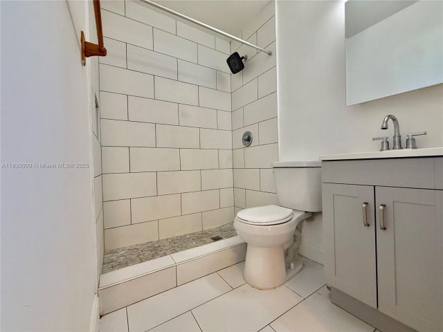 Home for sale at 2406 N 28th Ave - photo 6293093