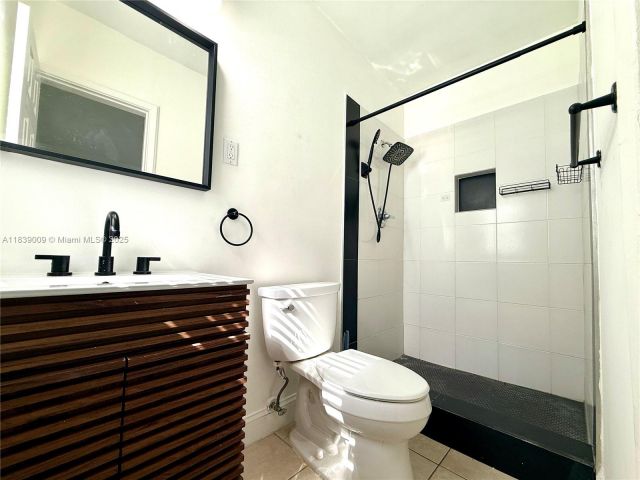 Home for sale at 2406 N 28th Ave - photo 6293097