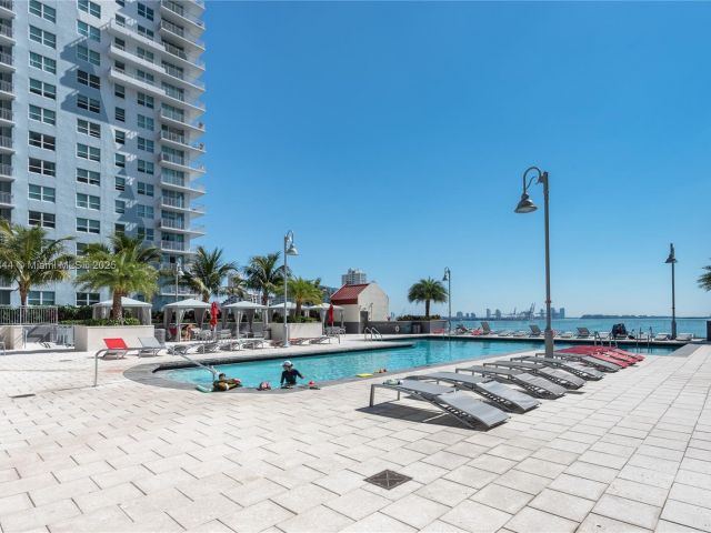 Apartment for sale  Unit #3403 - photo 6288543