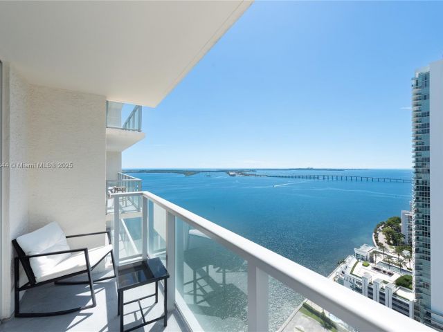 Apartment for sale  Unit #3403 - photo 6288559