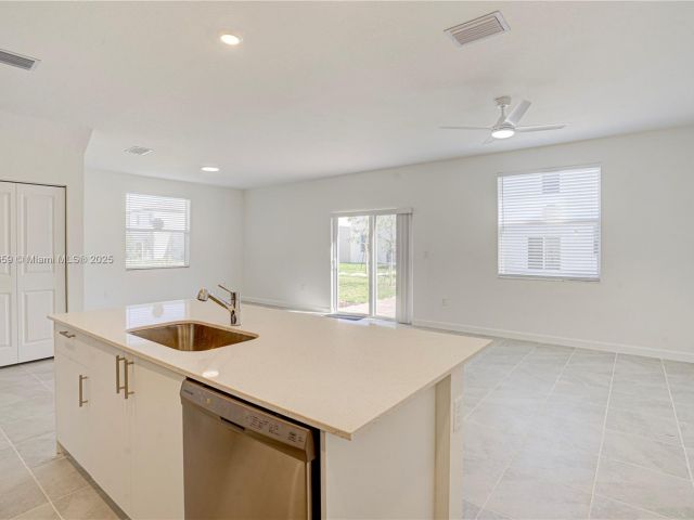 Home for rent at  - photo 6288075