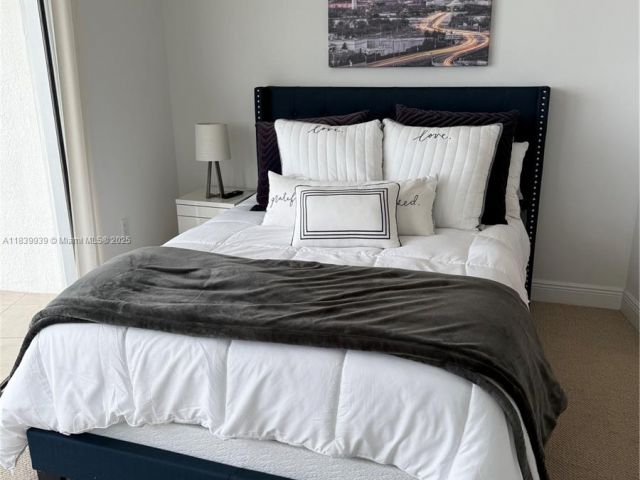 Apartment for rent  Unit #5114 - photo 6289756