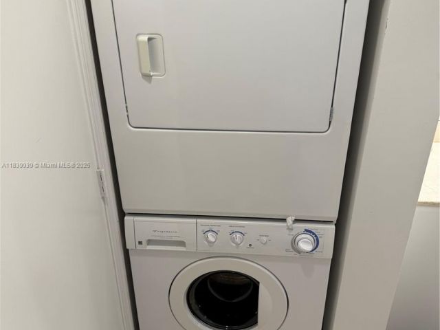 Apartment for rent  Unit #5114 - photo 6289757