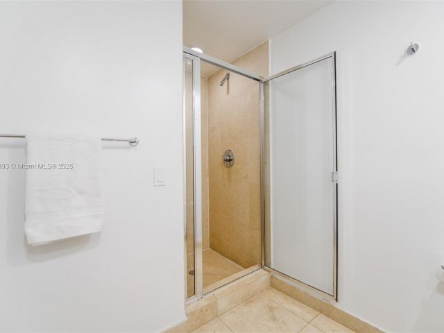 Apartment for sale  Unit #2908 - photo 6288457
