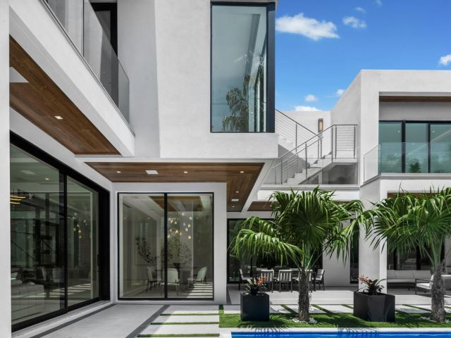 Home for sale at 141 Cortez Road - photo 6288444