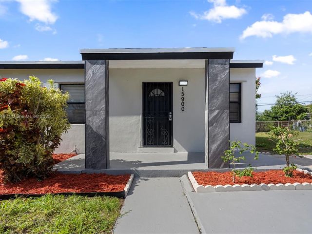 Home for sale at 15900 NW 18th Ave - photo 6286428