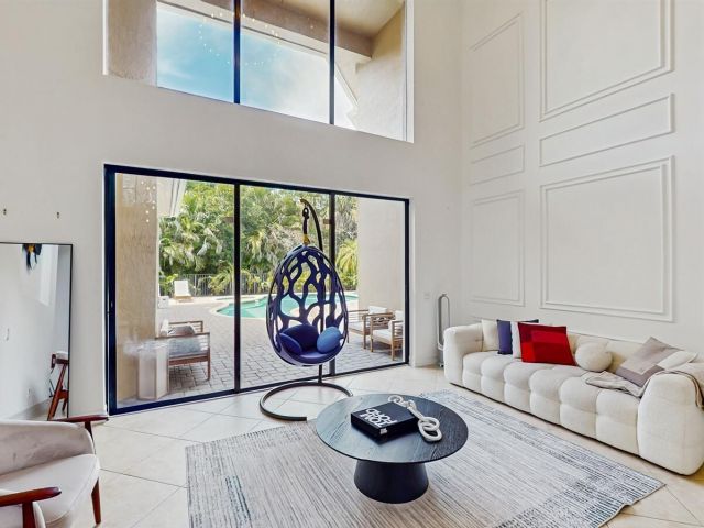 Home for sale at 544 Edgebrook Lane - photo 6627340