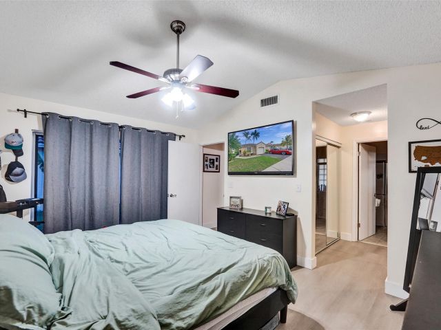 Home for sale at 895 SW 180th Ter - photo 6287605