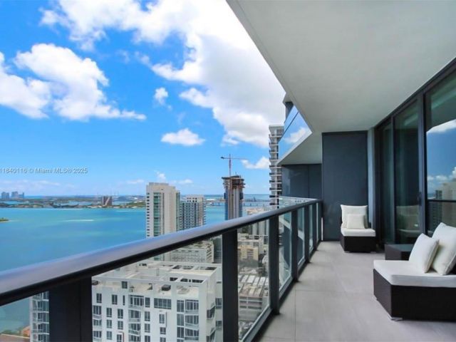 Apartment for rent  Unit #2903 - photo 6289694