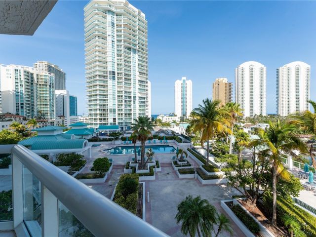 Apartment for rent  Unit #653 - photo 6289736