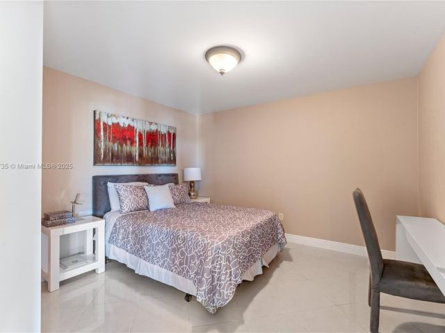 Apartment for rent  Unit #653 - photo 6289737