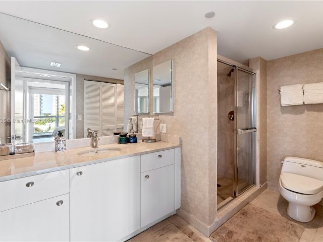 Apartment for rent  Unit #653 - photo 6289738