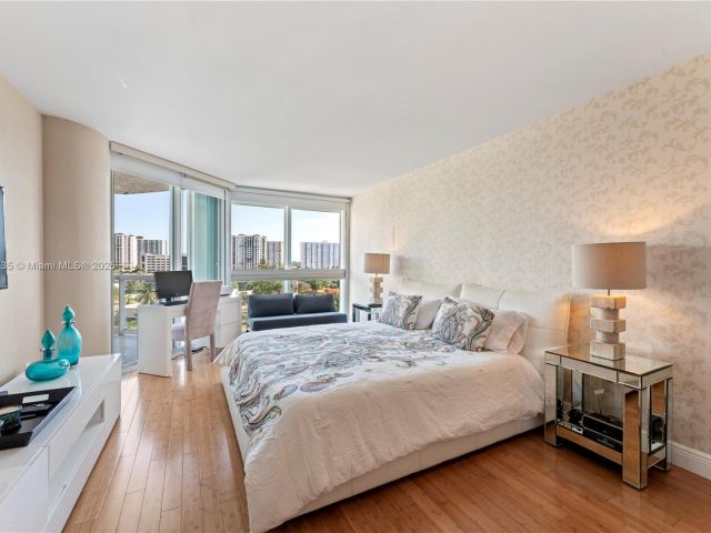 Apartment for rent  Unit #653 - photo 6289743