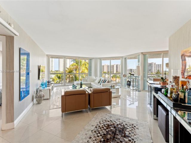 Apartment for rent  Unit #653 - photo 6289752