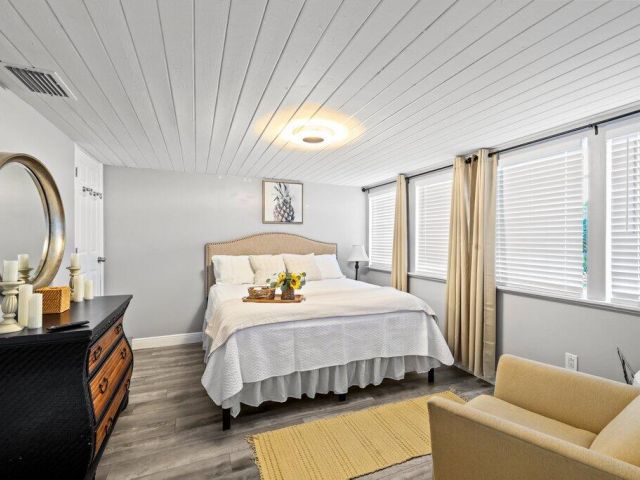 Home for sale at 5219 NE 20 Ter Terrace - photo 6288610