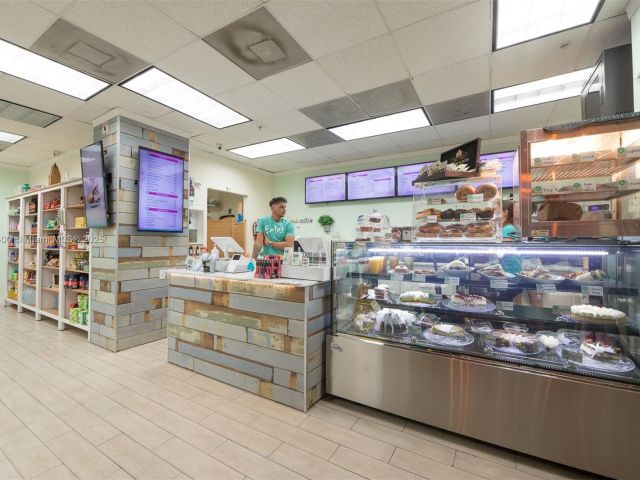 Apartment for sale  Unit #5L - photo 6298600