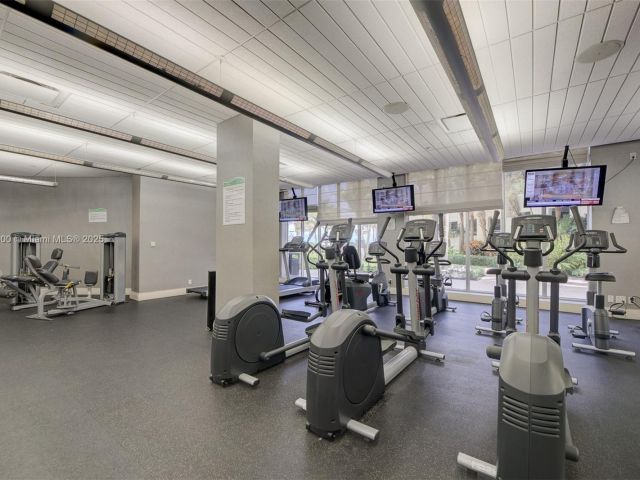 Apartment for sale  Unit #5L - photo 6298601