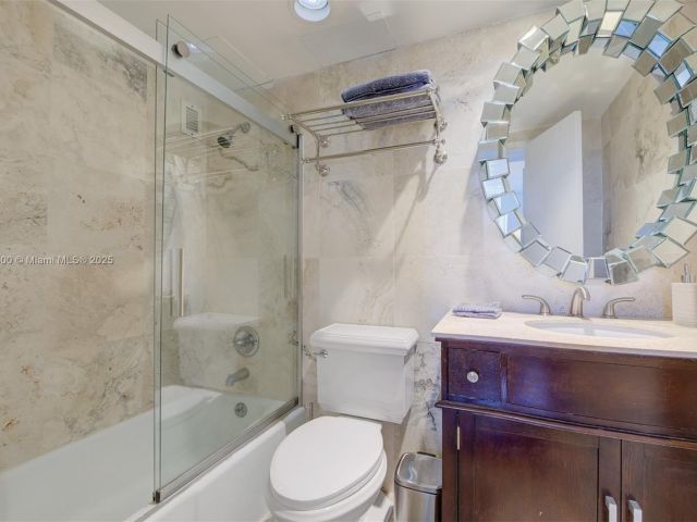 Apartment for sale  Unit #5L - photo 6298605