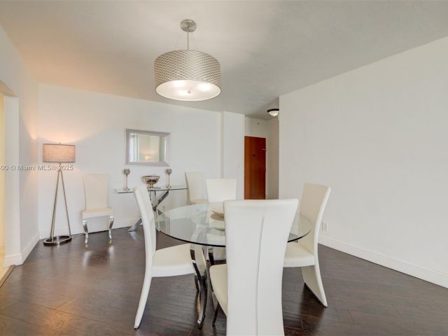 Apartment for sale  Unit #5L - photo 6298607