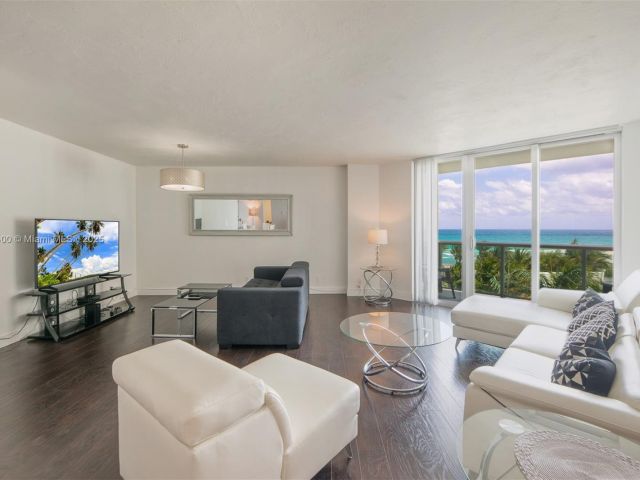 Apartment for sale  Unit #5L - photo 6298608