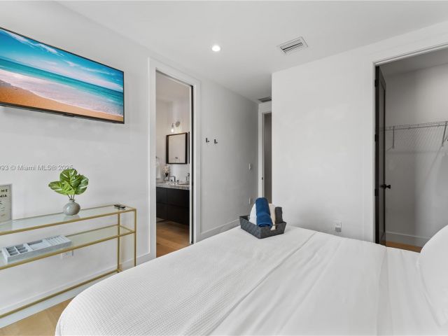 Home for rent at 58 NW 52nd St 58 - photo 6289291