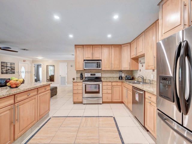 Home for rent at 1228 Johnson St - photo 6287570