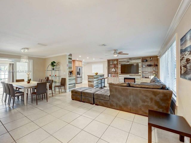 Home for rent at 1228 Johnson St - photo 6287576