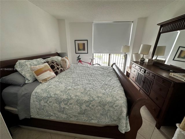 Apartment for rent  Unit #15B - photo 6290805