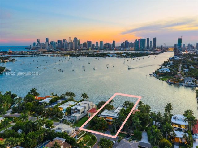 Home for sale at 126 W San Marino Dr - photo 6296580