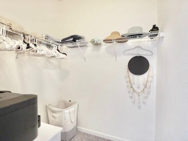 Home for rent at 378 NE 47th Pl 378 - photo 6288891