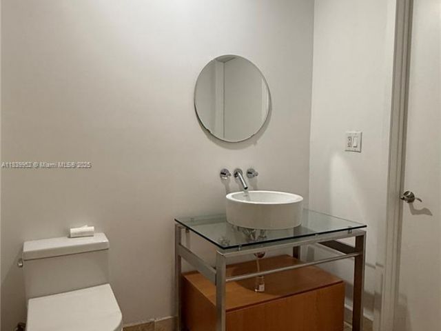 Apartment for sale  Unit #323 - photo 6393961