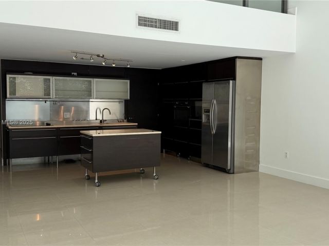 Apartment for sale  Unit #323 - photo 6393970