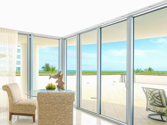 3-bedroom condo for rent in Hollywood - 3535 S Ocean Drive 402 - MondialRealty