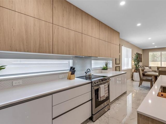 Home for rent at 811 SW 10th Terrace - photo 6289612