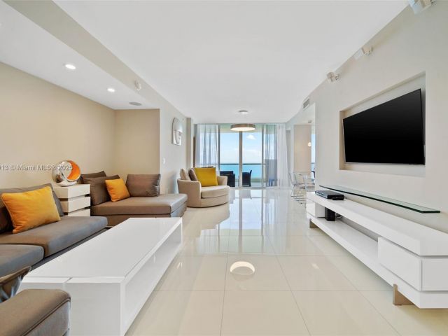 Apartment for rent  Unit #4205 (AVAILABLE NOW) - photo 6293326