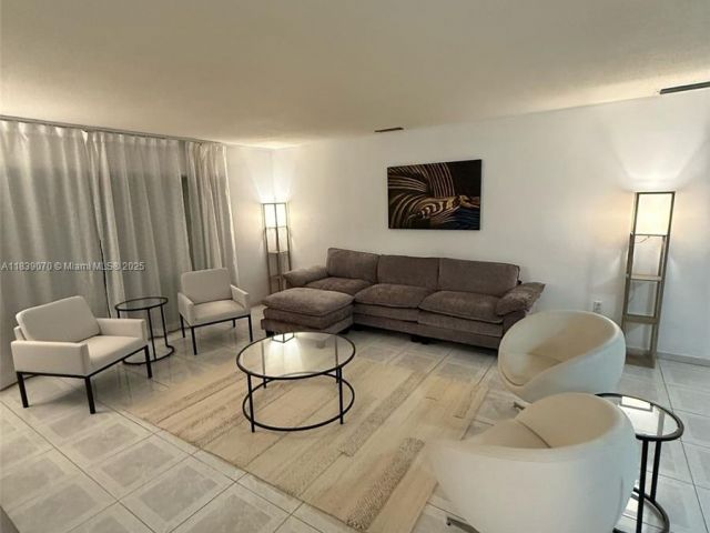 Home for rent at 301 186th St - photo 6291928