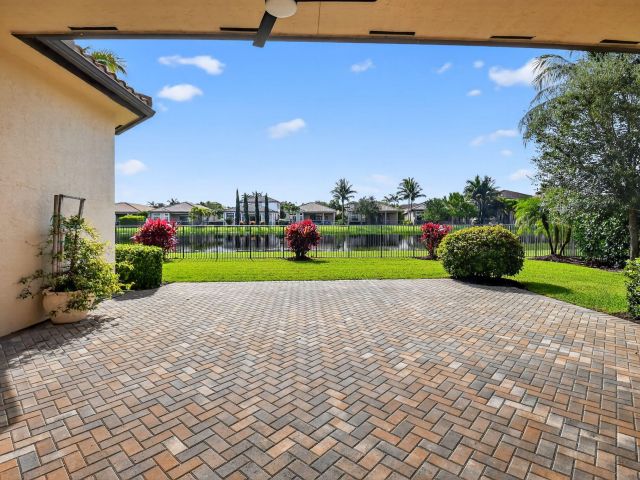 Home for sale at 8365 Hawks Gully Avenue - photo 6316237