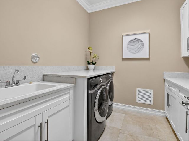 Home for sale at 8365 Hawks Gully Avenue - photo 6316239