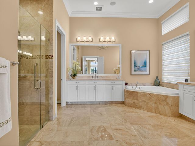 Home for sale at 8365 Hawks Gully Avenue - photo 6316248