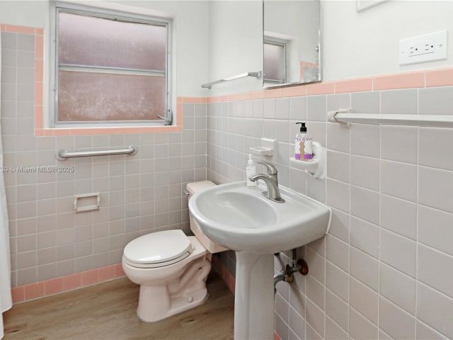 Home for rent at 326 Van Buren St 326 - photo 6292448