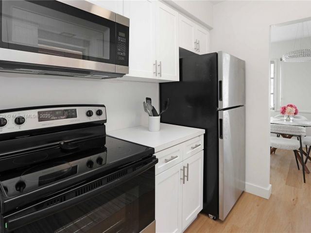 Home for rent at 326 Van Buren St 326 - photo 6292456