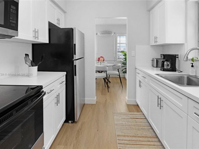 Home for rent at 326 Van Buren St 326 - photo 6292461