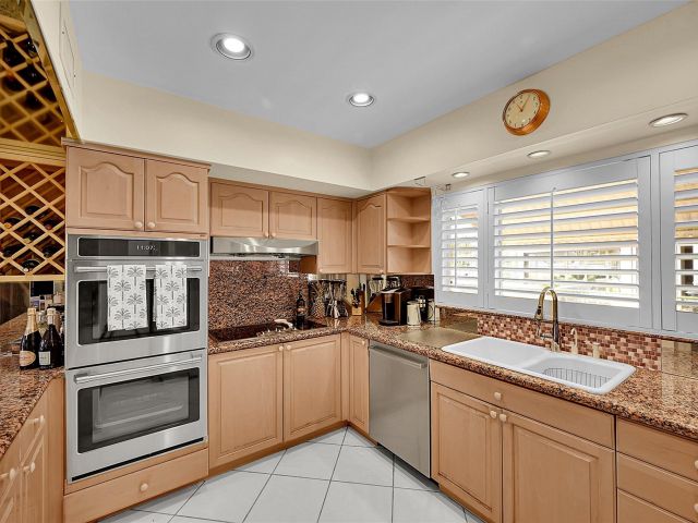 Home for sale at 2920 NE 23rd St - photo 6293105