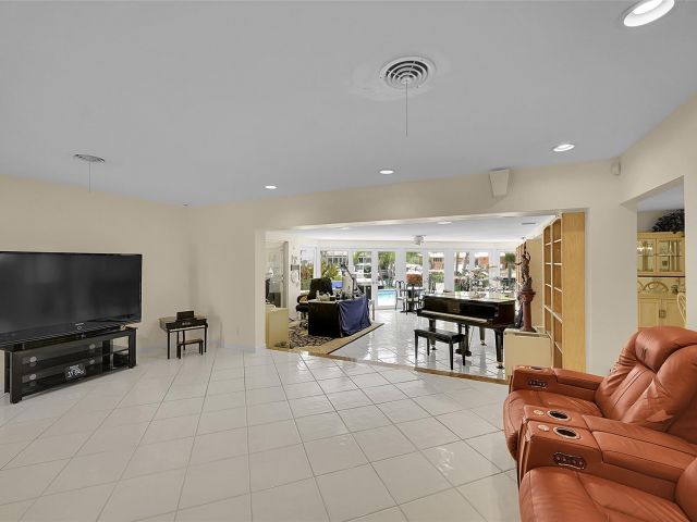 Home for sale at 2920 NE 23rd St - photo 6293113