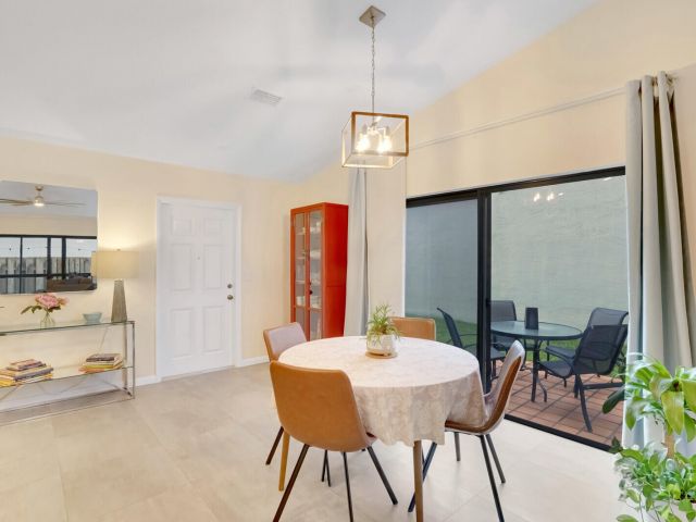 Home for rent at 1740 NW 21st Court - photo 6316142