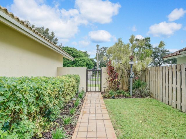 Home for rent at 1740 NW 21st Court - photo 6316147