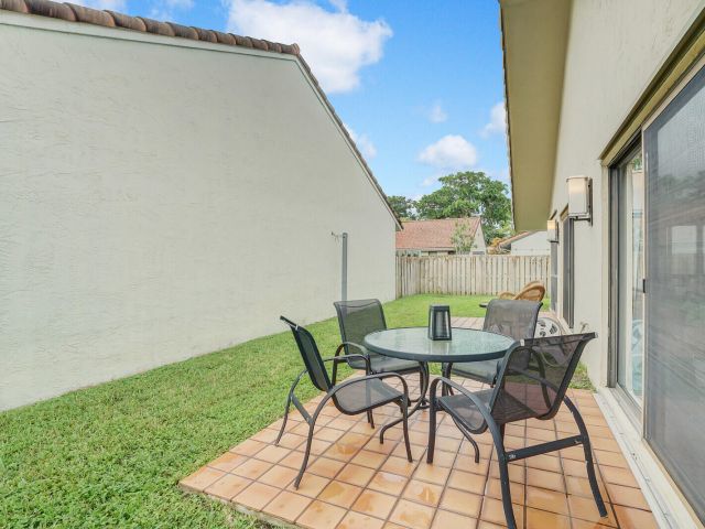 Home for rent at 1740 NW 21st Court - photo 6316149