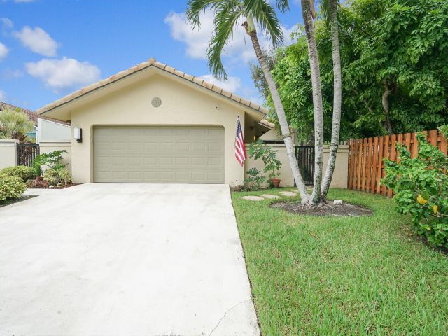 Home for rent at 1740 NW 21st Court - photo 6316155