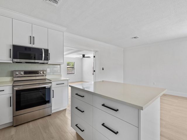 Home for rent at 3015 Robert Road - photo 6294695