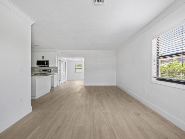 Home for rent at 3015 Robert Road - photo 6294700